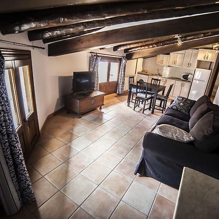 Apartamentos Cine Capicol Albarracín エクステリア 写真