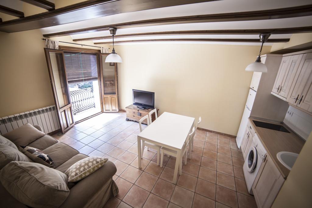 Apartamentos Cine Capicol Albarracín エクステリア 写真