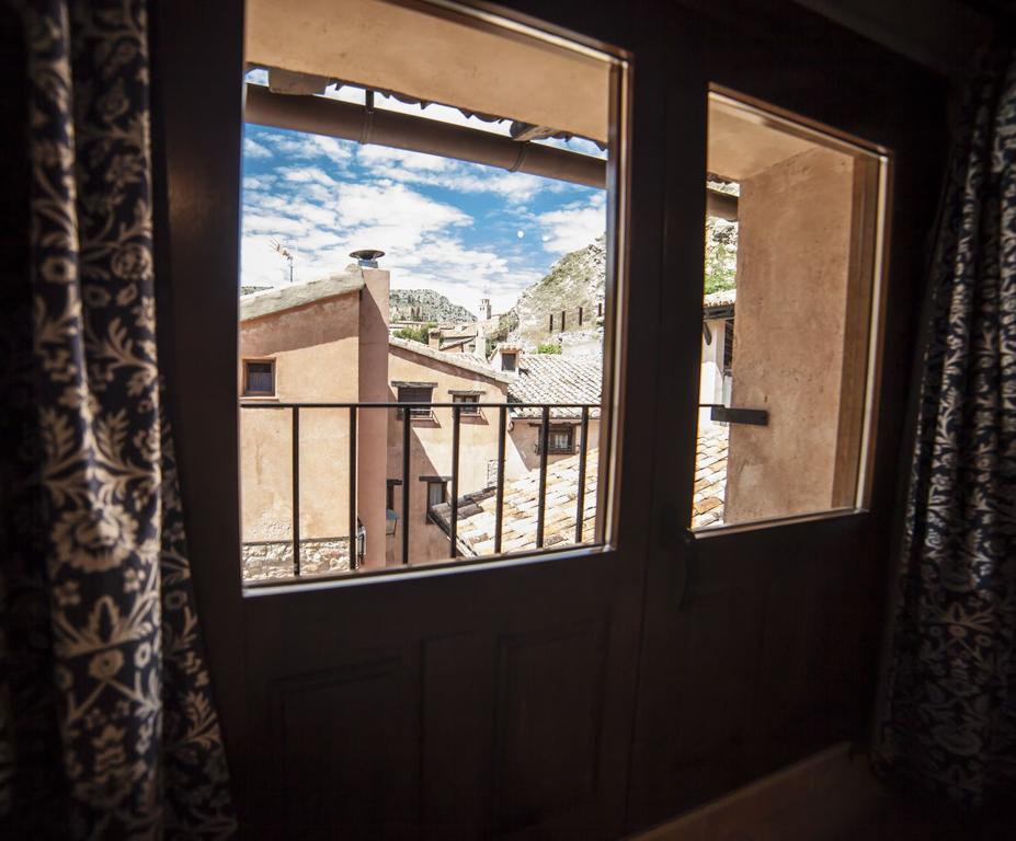 Apartamentos Cine Capicol Albarracín エクステリア 写真