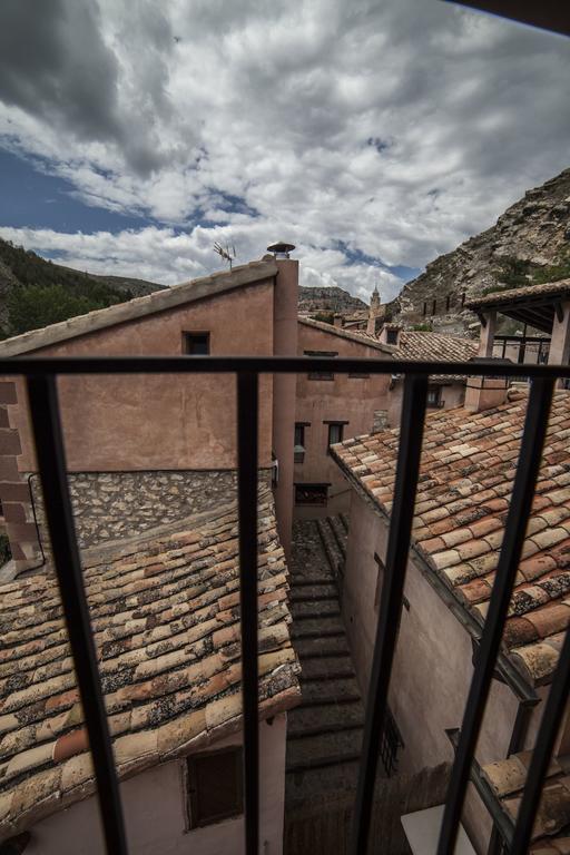 Apartamentos Cine Capicol Albarracín エクステリア 写真