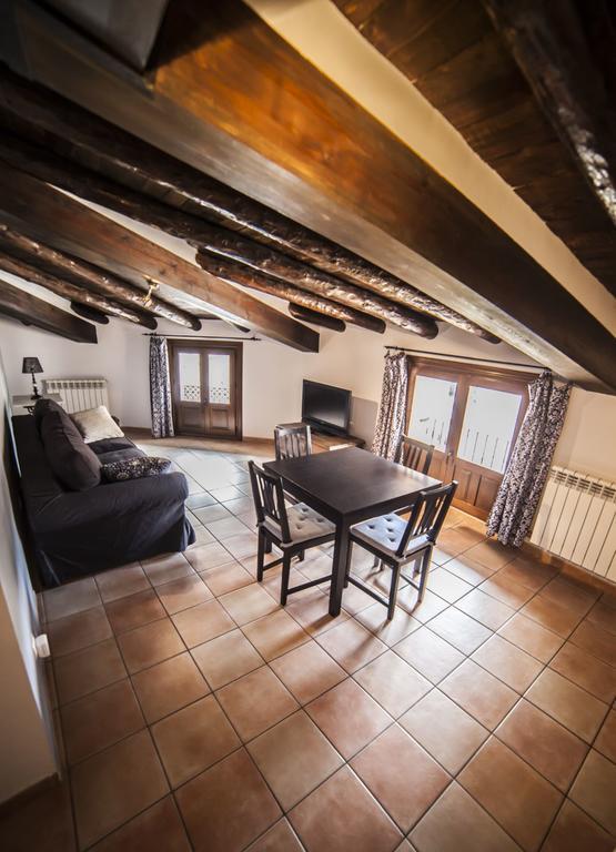 Apartamentos Cine Capicol Albarracín エクステリア 写真